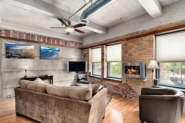 Comfort in Colby Loft