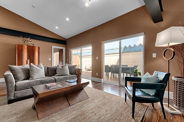 Gorgeous living room