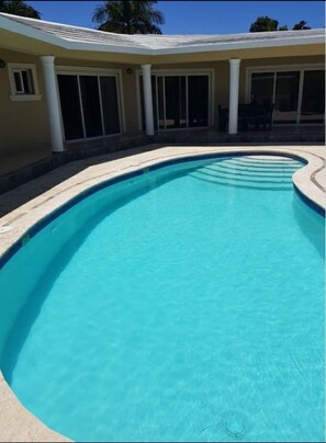 Private Pool