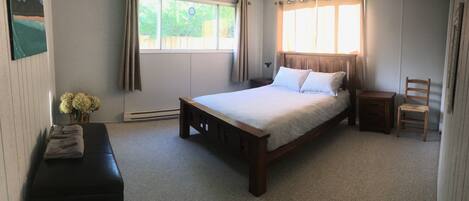 Large room with Queen size bed
