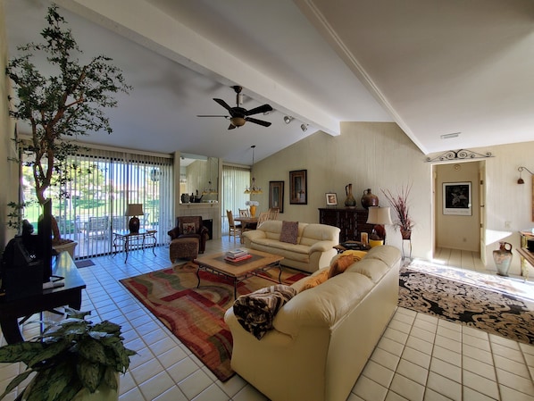 Spacious great room with soaring ceilings