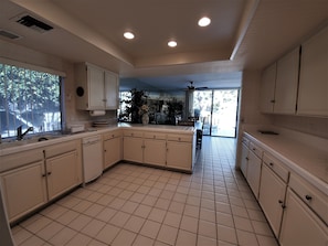Spacious, clean, functional kitchen with all the amenities. 