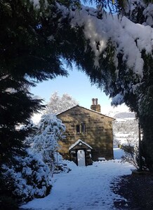 Greave Farmhouse Todmorden - 6 person