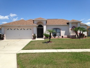 Lakeview Palms