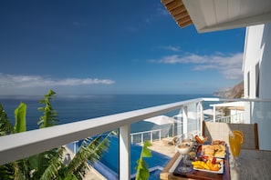 Beach/ocean view