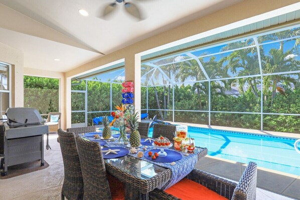 Outdoor dining