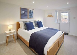 Osborne House, Whitby - Host & Stay
