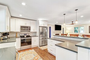 4 Quail | Kitchen - 4 Quail | Kitchen