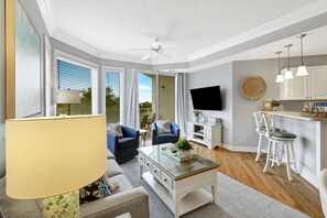 2211 Seacrest | Living Room - 2211 Seacrest | Living Room