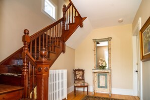 Front Foyer with unit 1 access on the first floor. It's the door on the right!