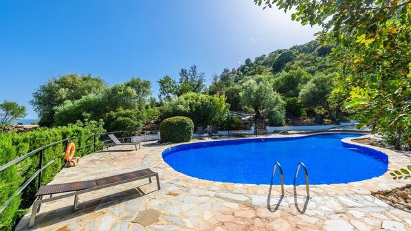 Los Algarrobales - El Paraiso Escondido Montecorto by Ruralidays