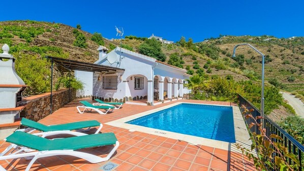 Finca La Viña Cómpeta by Ruralidays