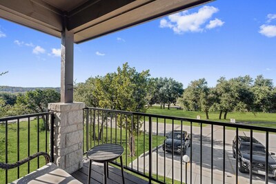 New Lake Travis Home on Golf Course w/Golf Cart