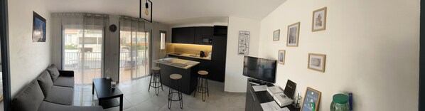 Vue d’ensemble pièce principal appartement classé 3 étoiles .