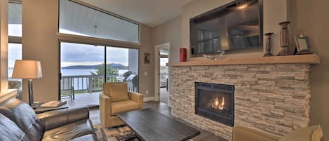 Anacortes Vacation Rental | 3BR | 2BA | 1,750 Sq Ft | Step-Free Access