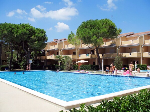 Piscine, Propriété, Loisir, Recours, Centre De Loisirs, Bâtiment, Ville, Ville Resort, Vacances, Immobilier