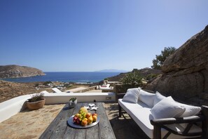 Mykonos Luxury Villa rental with Seaviews & Private pool