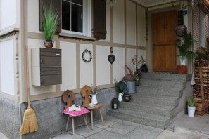 Picture 4