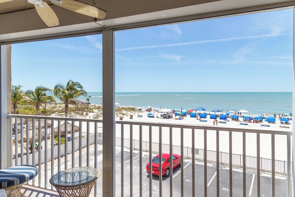 Beach Place 210 Balcony