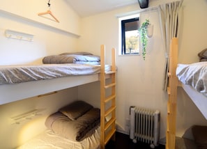 Bedroom: Bunk bed x 2
