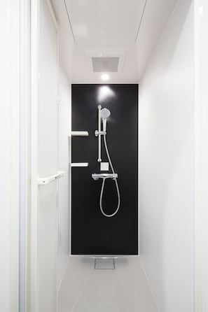 Large shower room