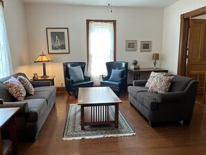 Front Sitting Room