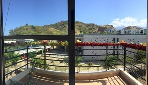 Balcony with the breeze from the Sierra Nevada mountain