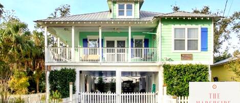 Rare New build on Tybee near the bike and golf cart rental and best restaurants