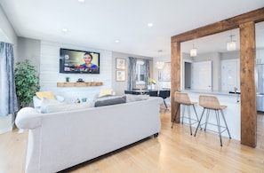 Very spacious floor plan. Kitchen Island with stools to accommodate 2 more people