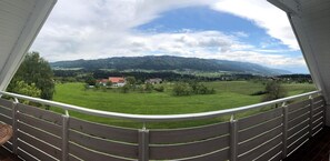 180°  Aussicht vom Balkon