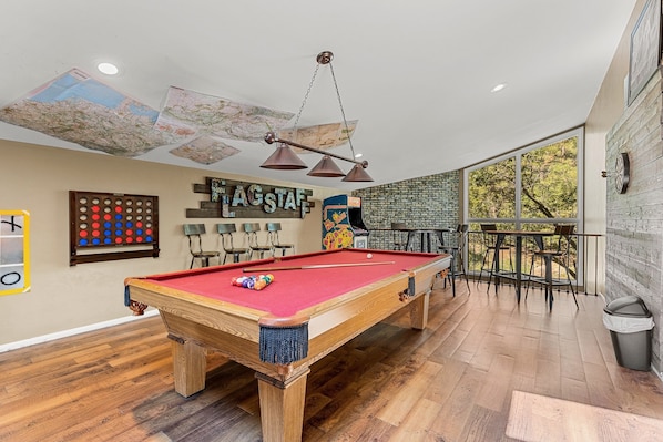 Spielezimmer
