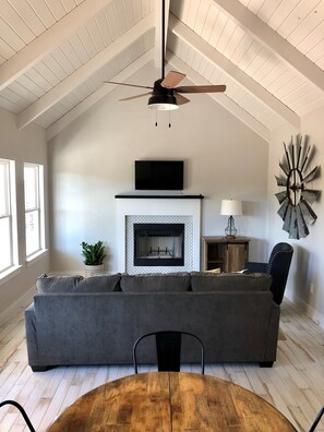 Modern Farmhouse Charm