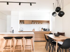 Modern contemporary kitchen