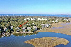 Centrally located, A Golden Retreat is minutes away from the beach, marina, restaurants and the market