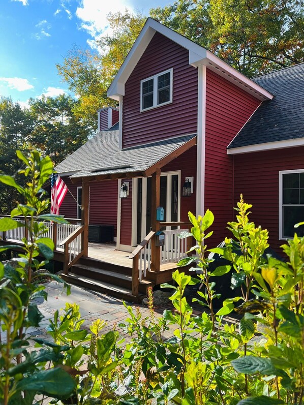 Mountaineer Front Entry