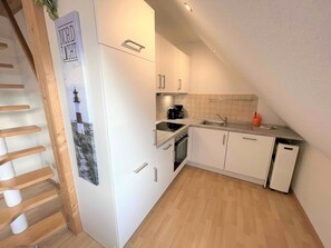 Ferienwohnung 2, 55 qm, 2 Schlafzimmer, max. 3 Personen-Küche