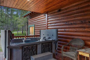Restoration Pines ~ hot tub to enjoy