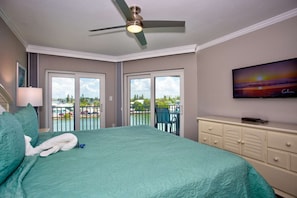 Master Bedroom with King size bed and direct access to the waterfront balcony.