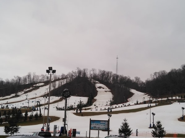 Snow and ski sports