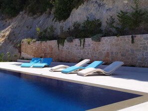 Infinitypool