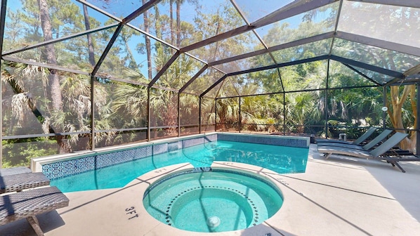 Private Screened-in Pool and Spa