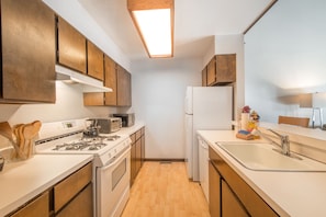 Fully stocked kitchen to enjoy cooking meals