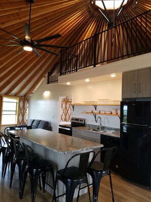 Kitchen with dish washer