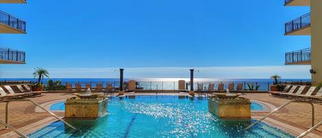 Infinity pool on the 4th floor overlooking the ocean!