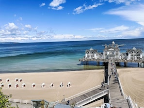 Sea, Coastal And Oceanic Landforms, Ocean, Coast, Beach, Shore, Pier, Leisure, Vacation, Shade