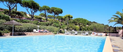 Piscine, Recours, Vacances, Propriété, Loisir, Ciel, L'Eau, Bleu Azur, Mer, Ville Resort