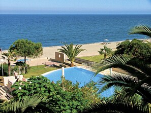 L'Eau, Ciel, Propriété, Plante, Bâtiment, Lumière, Bleu Azur, La Nature, Arbre, Station Balnéaire