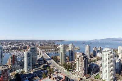 Luxury Penthouse Living in Yaletown