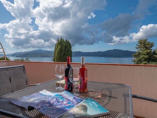 Cloud, Sky, Water, Table, Bottle, Property, Furniture, Azure, Tree, Outdoor Furniture