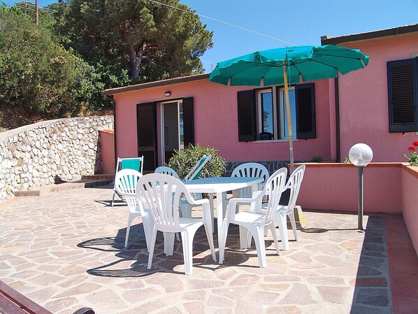 Propriété, Maison, Turquoise, Bâtiment, Patio, Immobilier, Meubles, Domicile, Table, Vacances